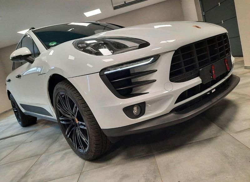 Second-hand Porsche Macan 252 CP (185 kW) 2017 Alb SUV