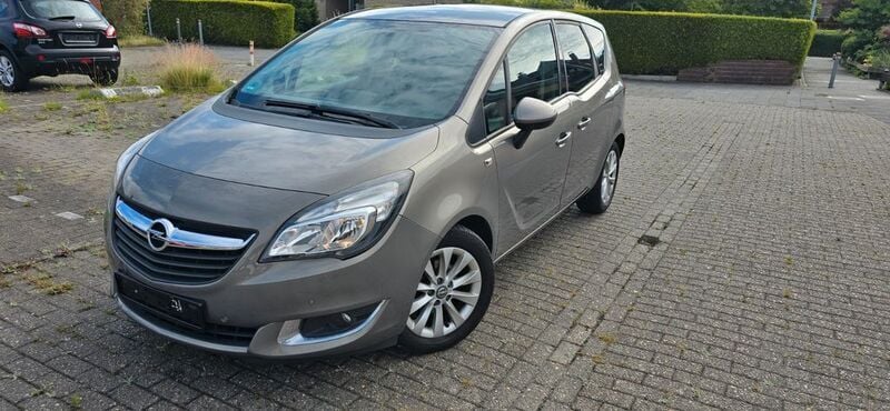 Grau Gebraucht 2016 Opel Meriva drive Van / Kleinbus | 6.950 € (Superpreis) - Bild 1/4