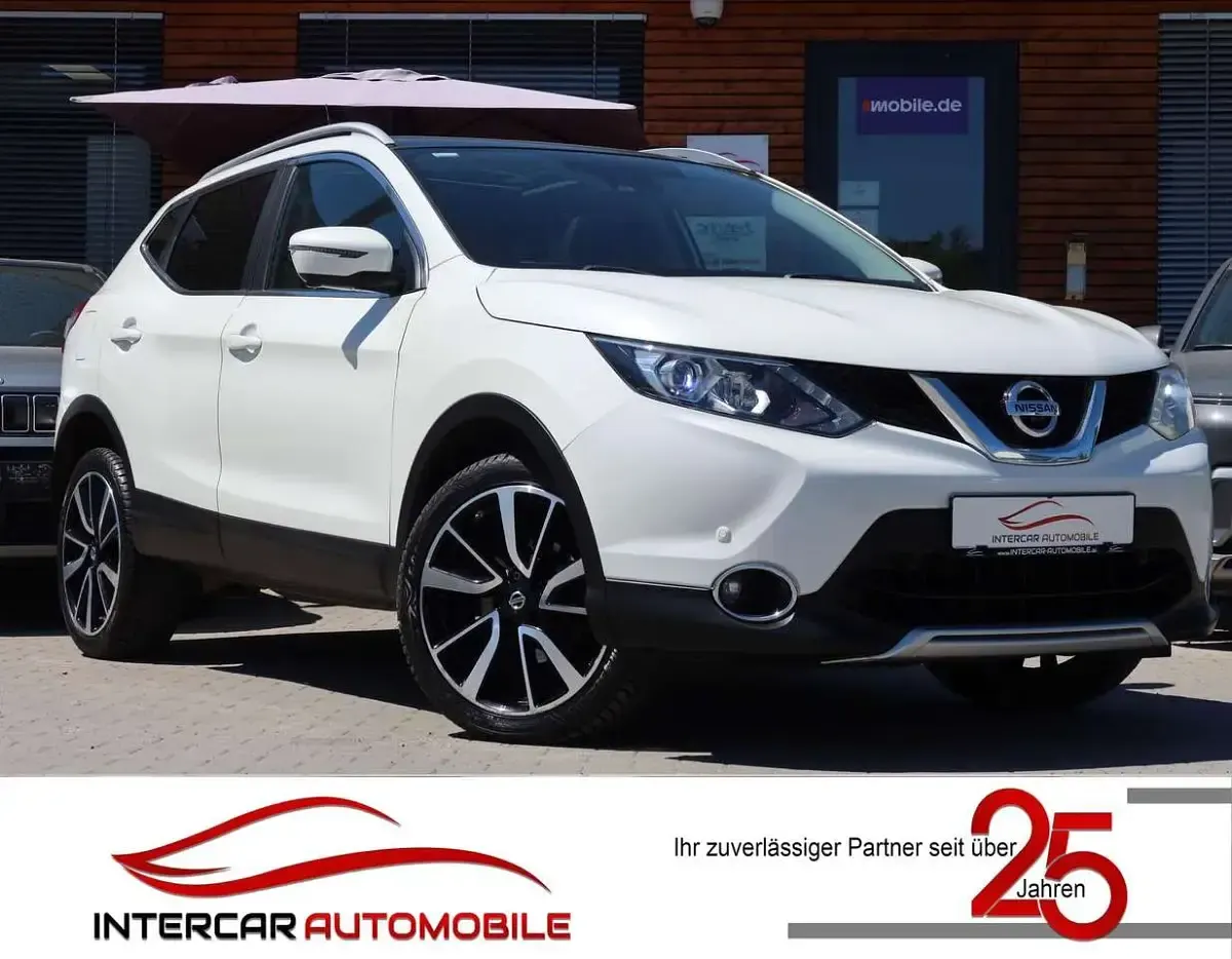 Gebraucht Nissan Qashqai 360º 163 PS (119 kW) 2016 SUV