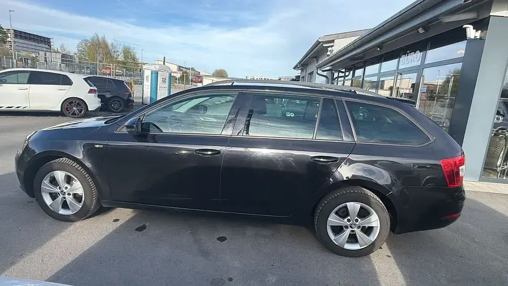 Gebraucht Skoda Octavia 116 PS (85 kW) 2019 Schwarz Kombi