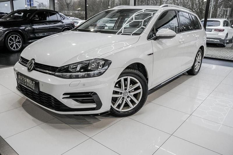 Weiß Gebraucht 2021 VW Golf VIII R-line Kombi | 19.910 € (Superpreis) - Bild 1/3