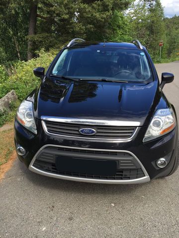 Gebraucht Ford Kuga Titanium 140 PS (102 kW) 2010 Schwarz metallic SUV
