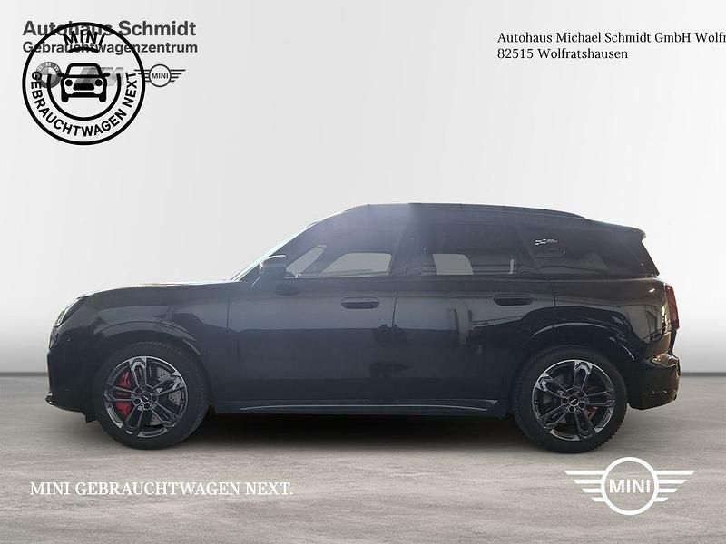Midnight black (metallic) Gebraucht 2025 Mini John Cooper Works Countryman SUV | 41.850 € (Fairer Preis) - Bild 1/4