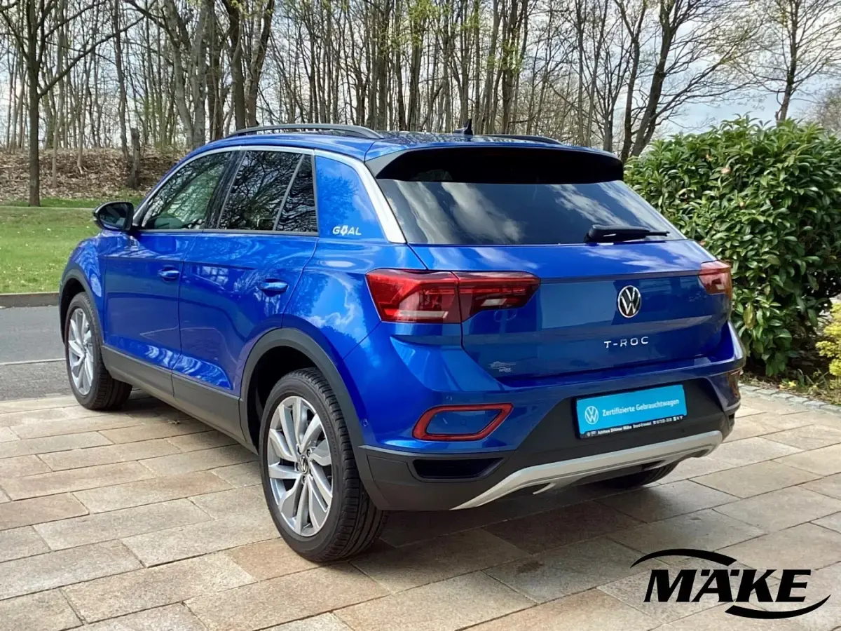 Gebraucht VW T-Roc Goal 150 PS (110 kW) 2024 Ravennablau metallic (metallic) SUV