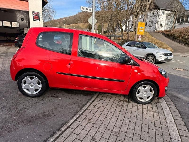 Gebraucht Renault Twingo Expression 75 PS (55 kW) 2013 Rot Kleinwagen