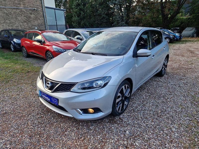 Silber Gebraucht 2015 Nissan Pulsar 360º Limousine | 10.999 € (Fairer Preis) - Bild 1/4