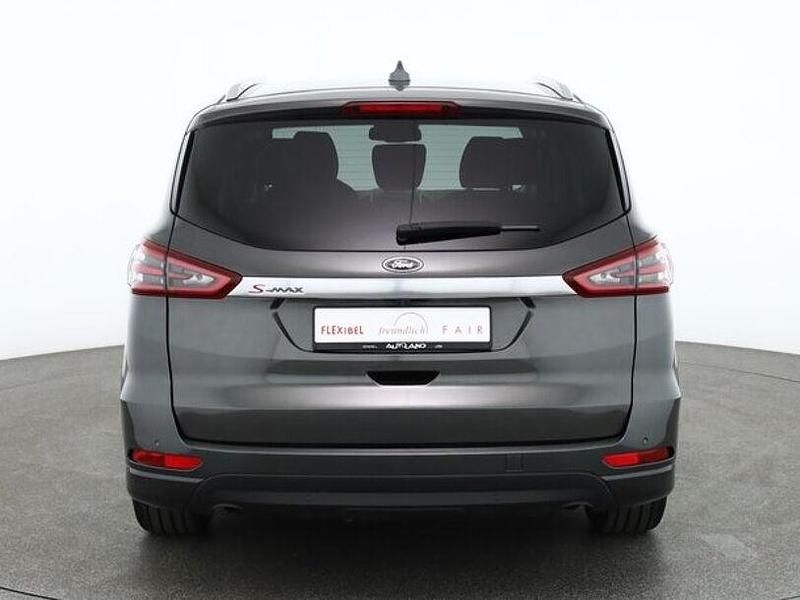 Gebraucht Ford S-MAX Titanium 150 PS (110 kW) 2020 Grau Van / Kleinbus