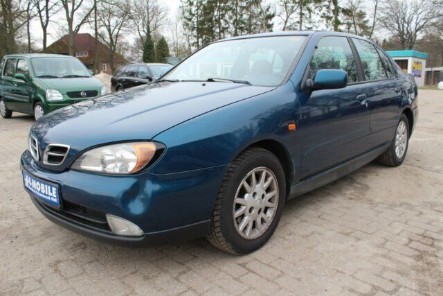 Gebraucht Nissan Primera 99 PS (72 kW) 2000 Blau Limousine