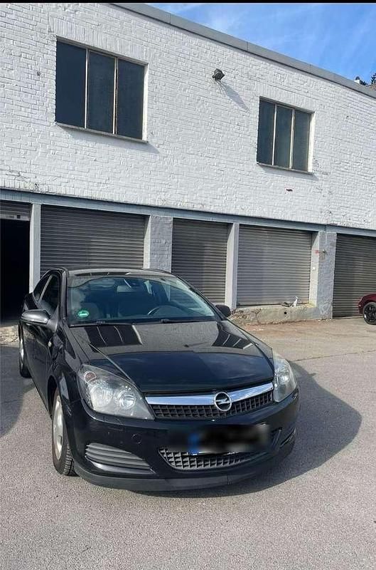 Gebraucht Opel Astra GTC 108 PS (79 kW) 2009 Schwarz Limousine