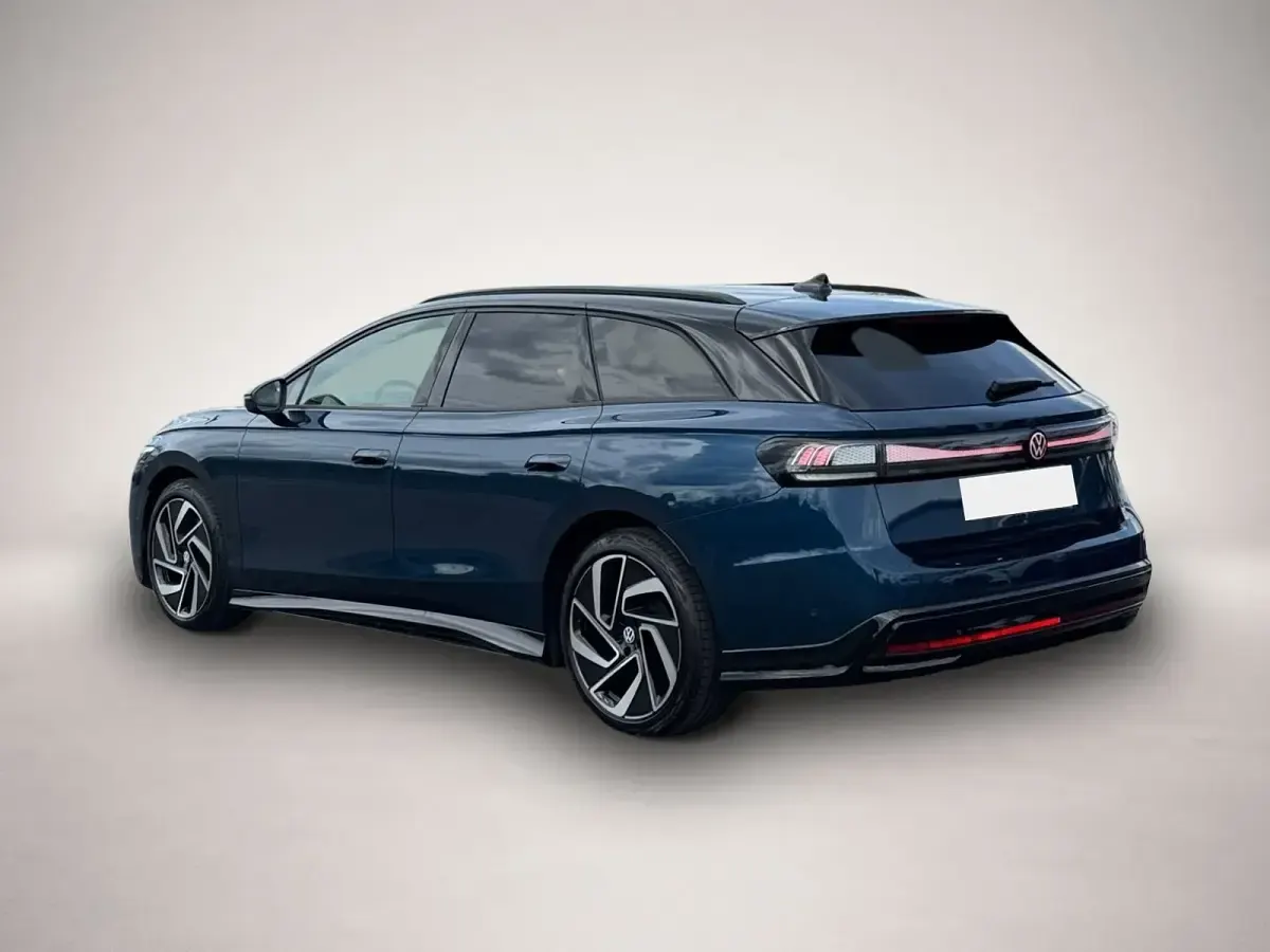 Neu VW ID.7 Pro 210 kW (286 PS) 2026 Aquamarinblau Kombi