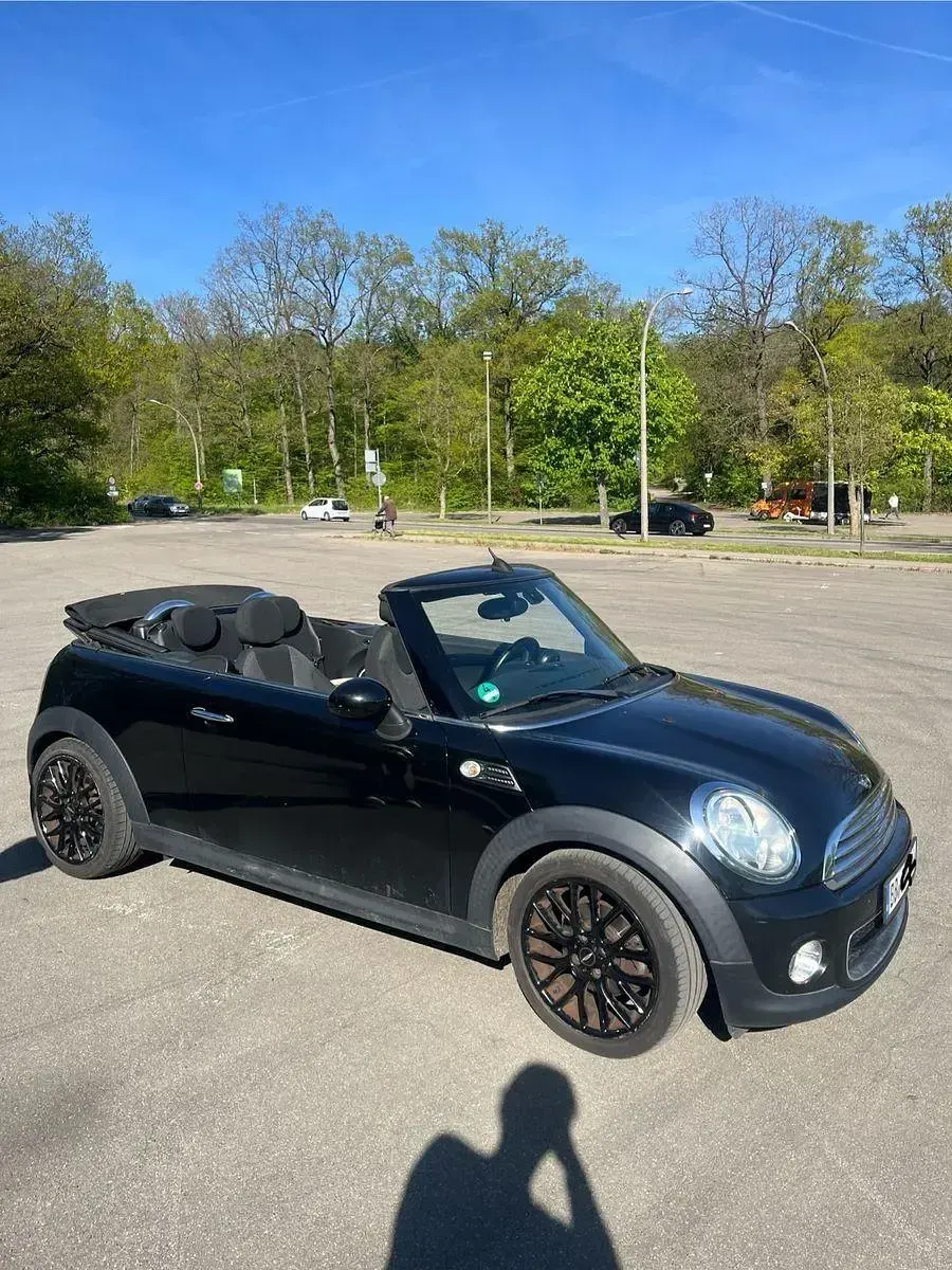 Gebraucht Mini One Cabriolet 98 PS (72 kW) 2015 Schwarz Cabrio