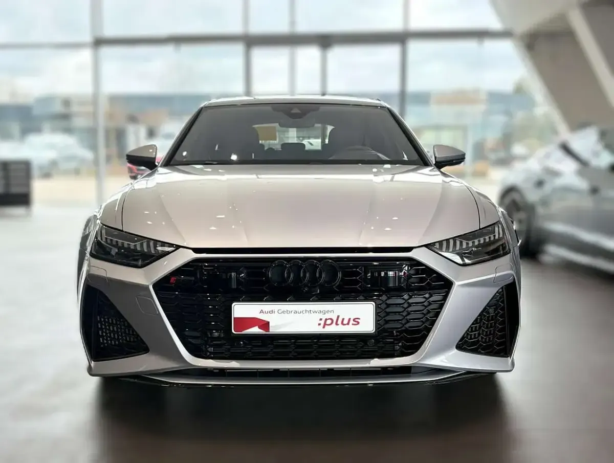 Gebraucht Audi RS6 Performance 630 PS (463 kW) 2025 Florettsilber metallic Kombi
