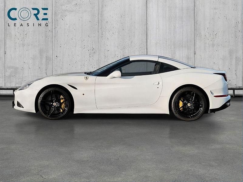 Gebraucht Ferrari California 560 PS (411 kW) 2015 Weiß Cabrio