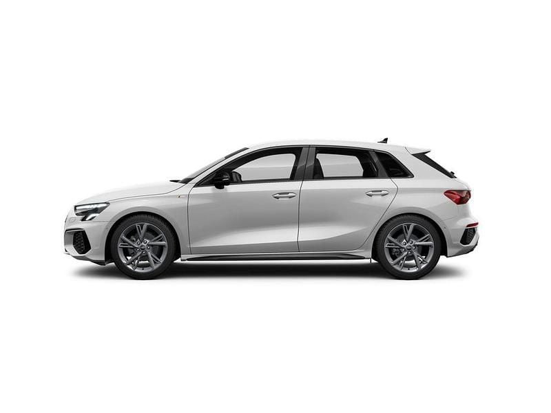 Gebraucht Audi A3 S-Line 116 PS (85 kW) 2024 Ibisweiß Limousine