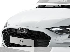 Gebraucht Audi A3 Sport 204 PS (150 kW) 2025 Gletscherweiß metallic Limousine
