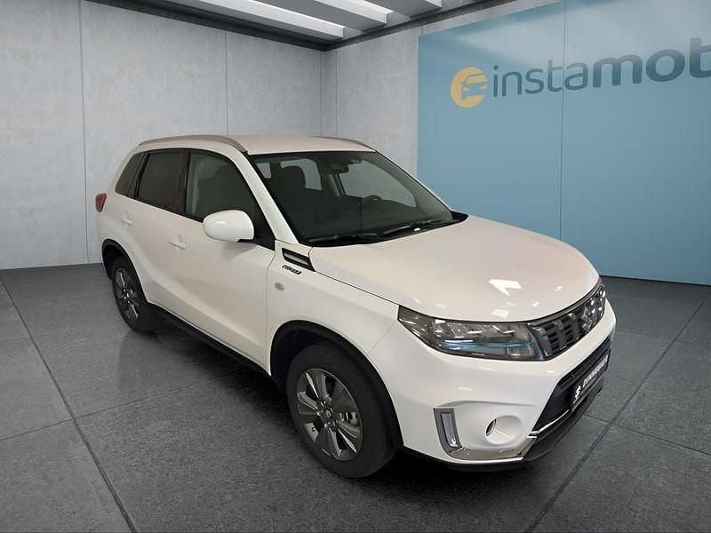 Usata Suzuki Vitara 129 CV (94 kW) 2022 Bianco SUV