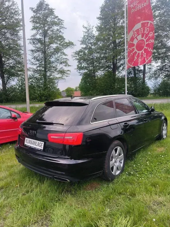 Gebraucht Audi A6 Sport 204 PS (150 kW) 2012 Schwarz Kombi