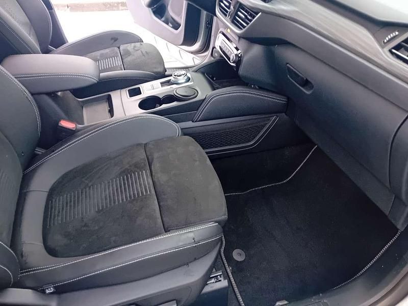 Gebraucht Ford Kuga Active X 152 PS (111 kW) 2024 Silber SUV