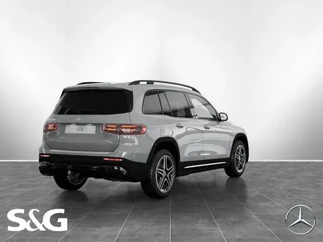 Gebraucht Mercedes GLB200 163 PS (119 kW) 2026 SUV