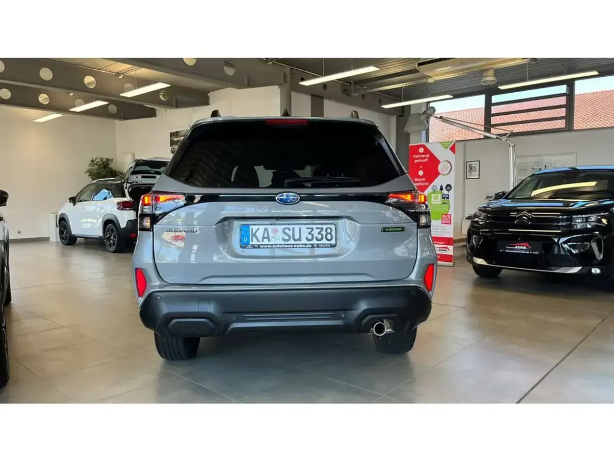 Gebraucht Subaru Forester Exclusive+ 136 PS (100 kW) 2026 Grau SUV