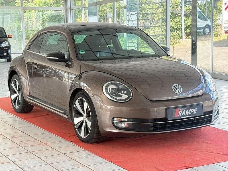 Braun Gebraucht 2012 VW Beetle Limousine | 9.490 € (Fairer Preis) - Bild 1/4