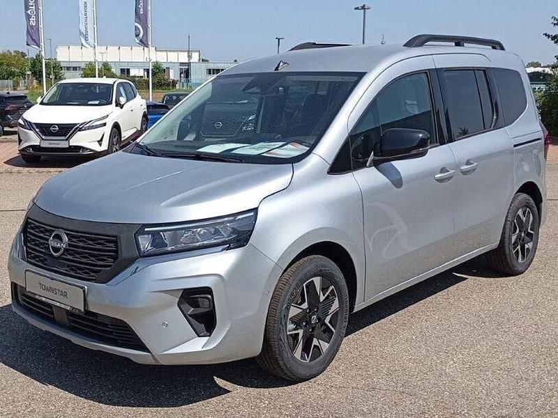 Neu Nissan Townstar N-Connecta 131 PS (96 kW) 2025 Silber Van