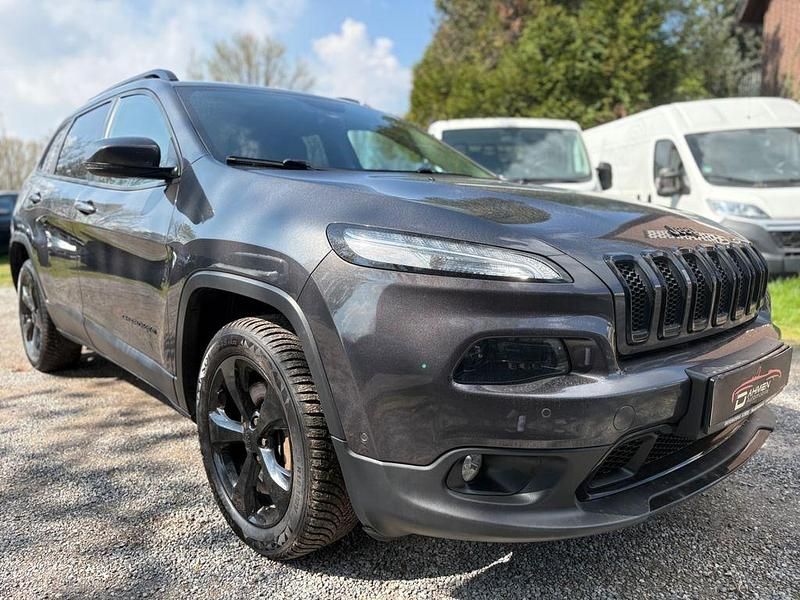 Occasion Jeep Cherokee Night Eagle 200 ch (147 kW) 2016 Granite crystal SUV