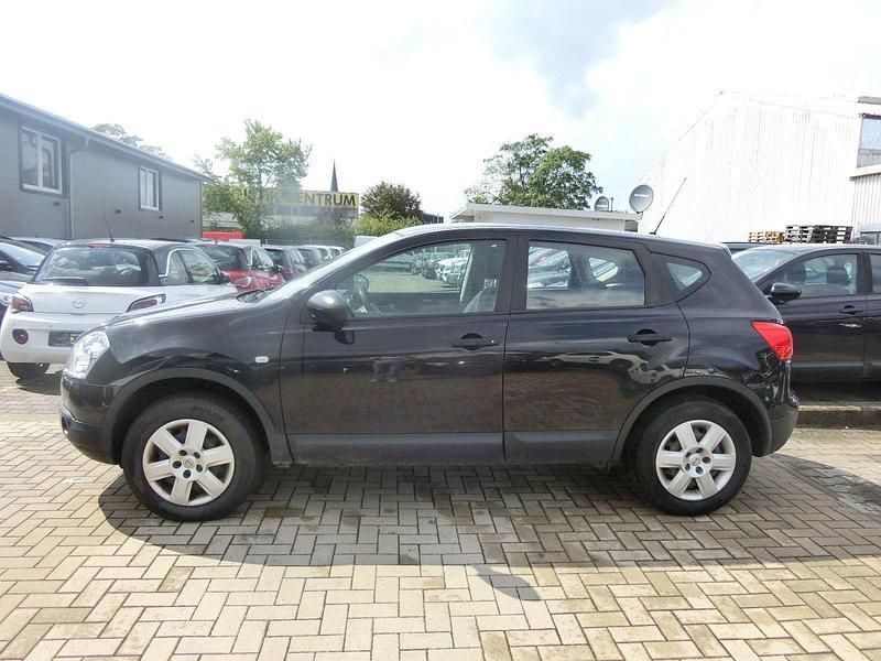 Gebraucht Nissan Qashqai Visia 141 PS (103 kW) 2009 Schwarz SUV