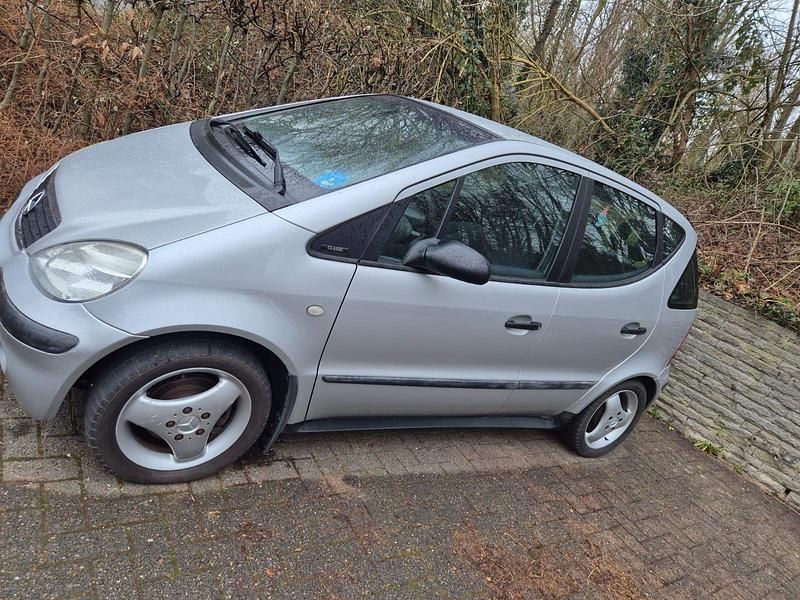 Gebraucht Mercedes A140 81 PS (59 kW) 2002 Silber Kleinwagen