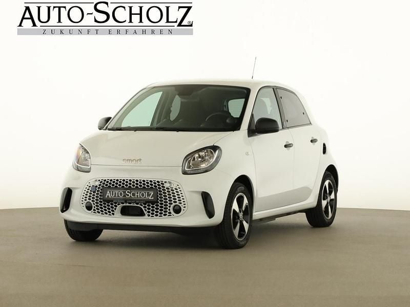 Weiß Gebraucht 2022 Smart ForFour Electric Drive Limousine | 10.575 € (Fairer Preis) - Bild 1/4