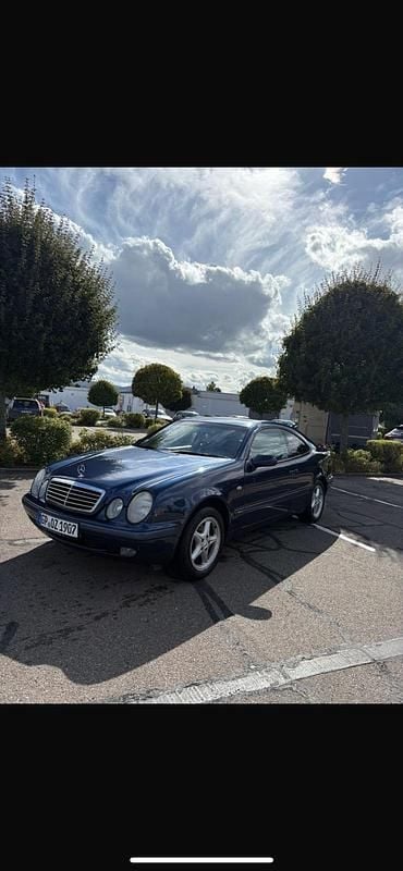 Blau Gebraucht 1999 Mercedes CLK200 Coupé | 1.500 € (Guter Preis) - Bild 1/4