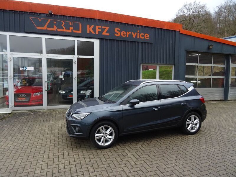 Grau Gebraucht 2021 Seat Arona FR SUV | 16.990 € (Guter Preis) - Bild 1/4