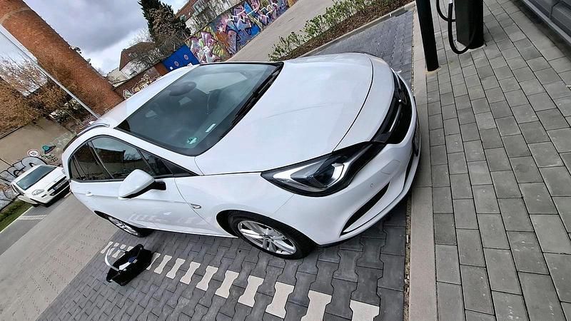 Gebraucht Opel Astra 125 PS (91 kW) 2017 Weiß Kombi
