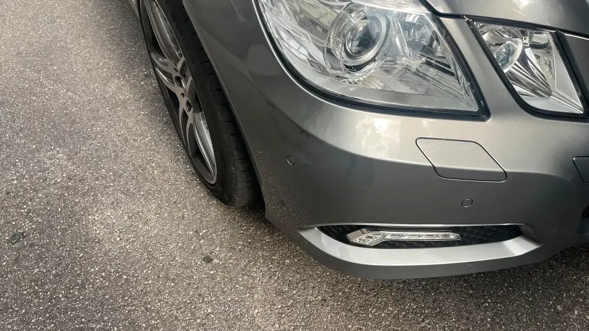 Gebraucht Mercedes E350 296 PS (217 kW) 2009 Grau Limousine