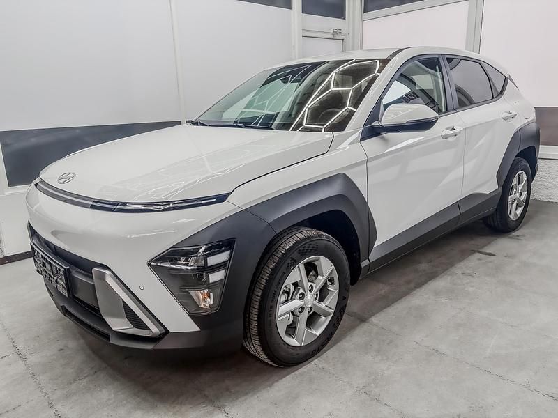 Gebraucht Hyundai Kona Style 141 PS (103 kW) 2024 Weiss saw SUV