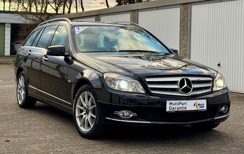 Schwarz Gebraucht 2008 Mercedes C200 Avantgarde Kombi | 8.400 € (Fairer Preis) - Bild 1/4