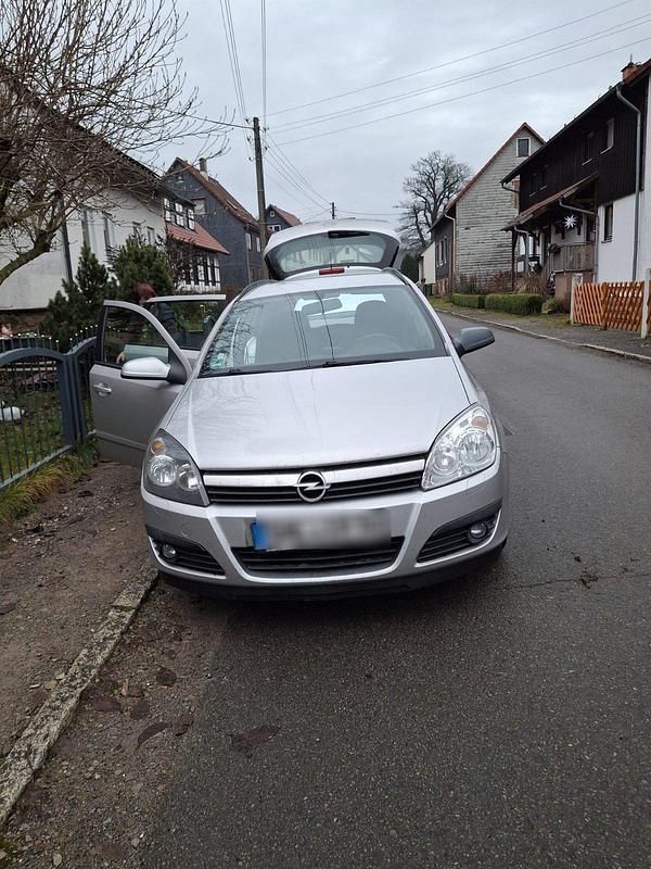 Silber Gebraucht 2006 Opel Astra Kombi | 990 € (Superpreis) - Bild 1/4
