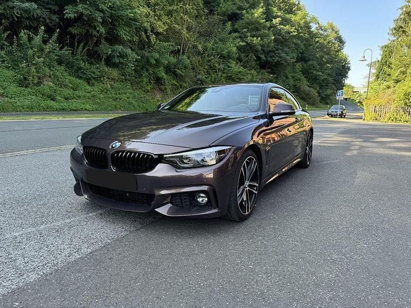 Braun Gebraucht 2020 BMW 430 M Sport Coupé | 30.900 € (Etwas zu teuer) - Bild 1/4
