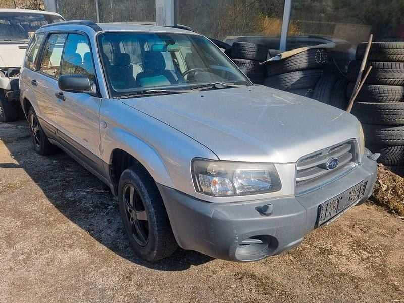 Gebraucht Subaru Forester Comfort 125 PS (91 kW) 2004 Silber SUV