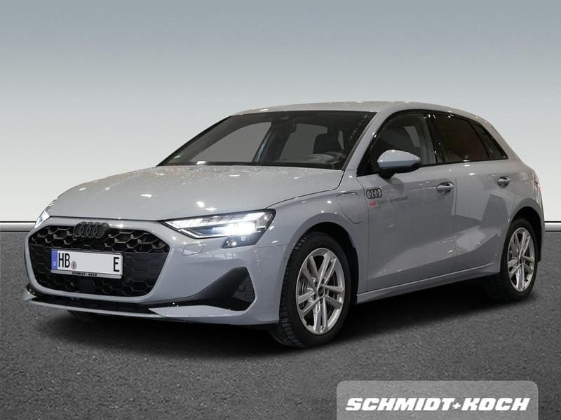 Gebraucht Audi A3 Sportback e-tron Advanced Plus 204 PS (150 kW) 2025 Pfeilgrau perleffekt Kleinwagen