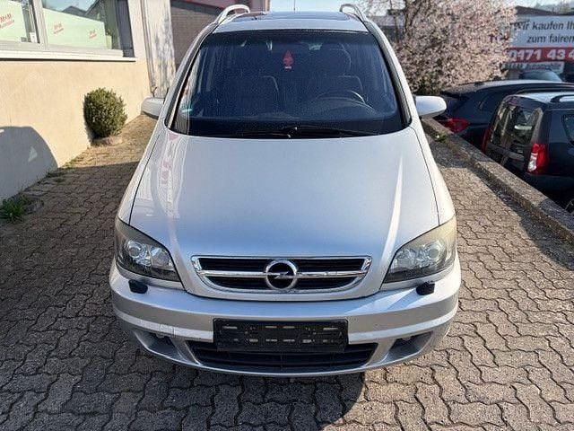 Gebraucht Opel Zafira Executive 147 PS (108 kW) 2004 Silber Van / Kleinbus