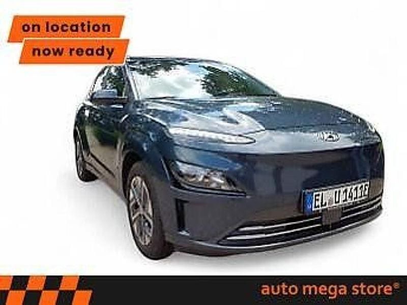 Gebraucht Hyundai Kona Select 100 kW (136 PS) 2022 Teal blue / met SUV