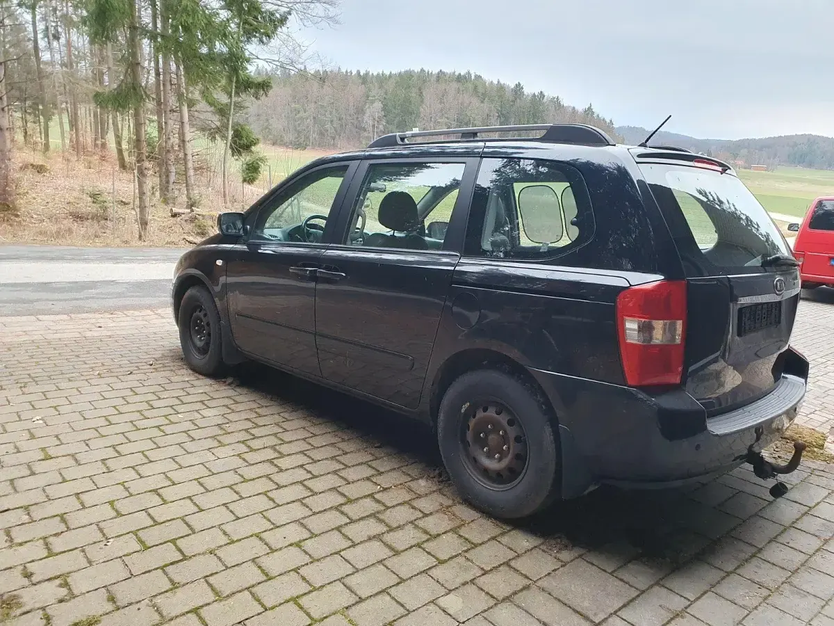 Gebraucht Kia Carnival 185 PS (136 kW) 2008 Van / Kleinbus