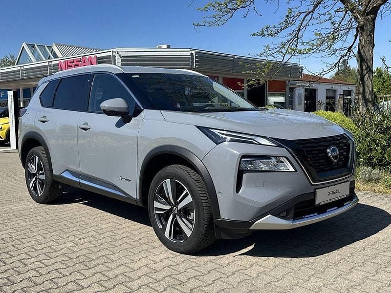 Gebraucht Nissan X-Trail Tekna 204 PS (150 kW) 2024 Grau SUV