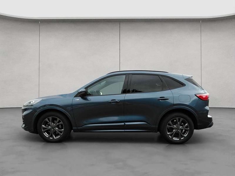 Gebraucht Ford Kuga ST-Line X 150 PS (110 kW) 2023 Chrome blue metallic SUV