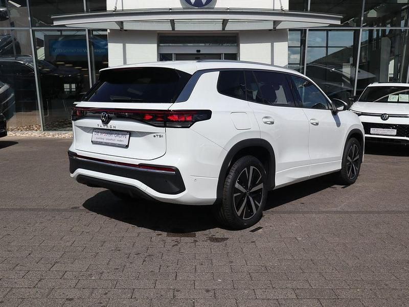 Gebraucht VW Tayron Elegance 150 PS (110 kW) 2025 Pure white SUV