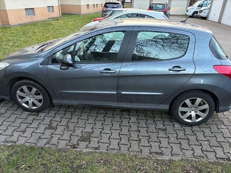 Gebraucht Peugeot 308 Sport 120 PS (88 kW) 2008 Grau Limousine