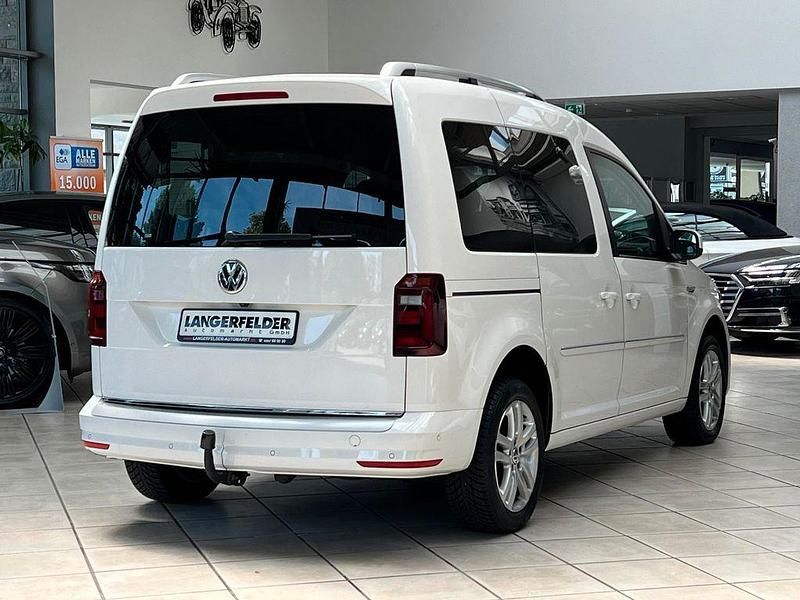 Gebraucht VW Caddy Highline 150 PS (110 kW) 2016 Candyweiß Van / Kleinbus