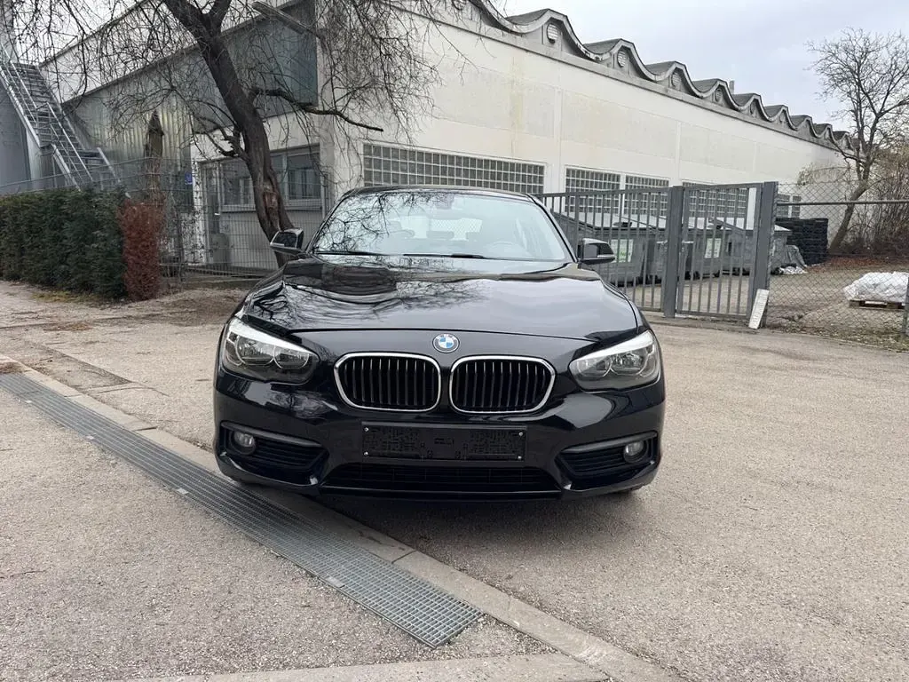 Gebraucht BMW 116 Advantage 116 PS (85 kW) 2019 Schwarz Kleinwagen