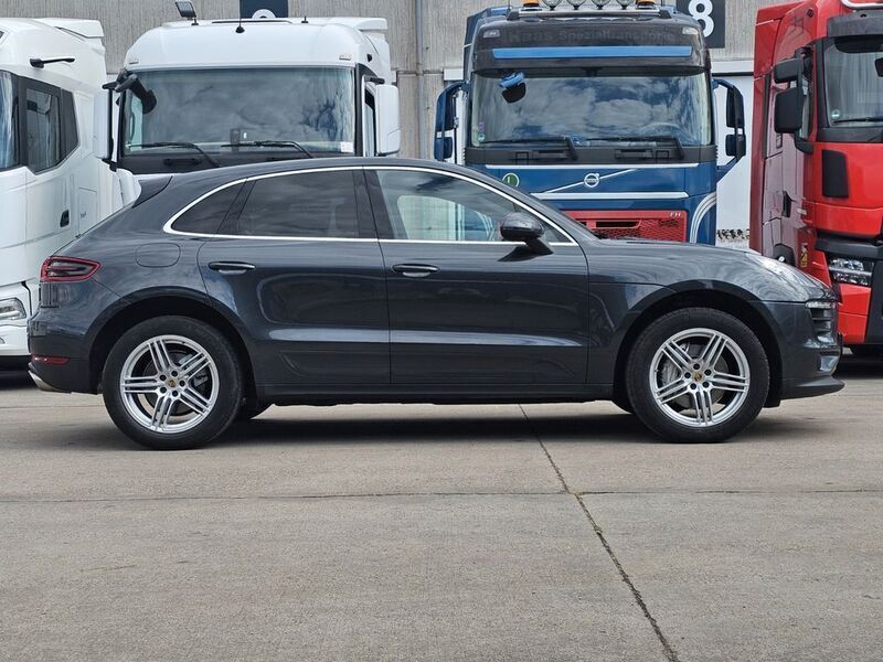 Gebraucht Porsche Macan S 258 PS (189 kW) 2017 Grau SUV